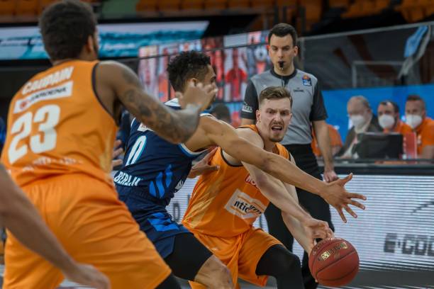 而吉鲁这次 而吉鲁这次